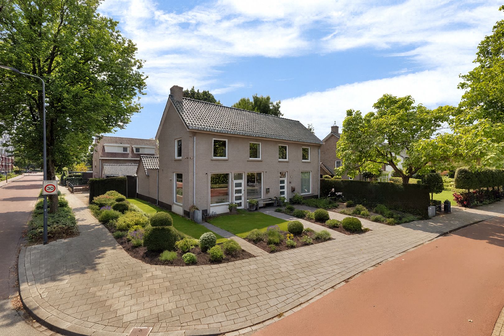 Hintham 93, Rosmalen foto-1