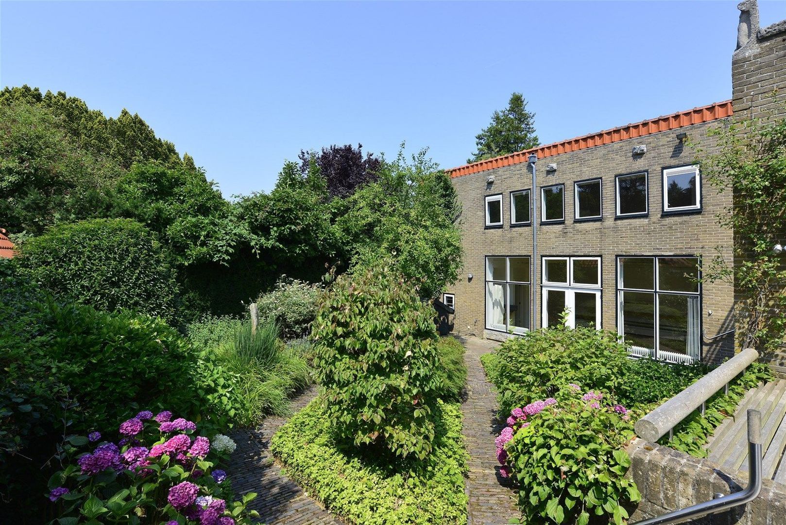 Willem Bilderdijklaan 26 image 1