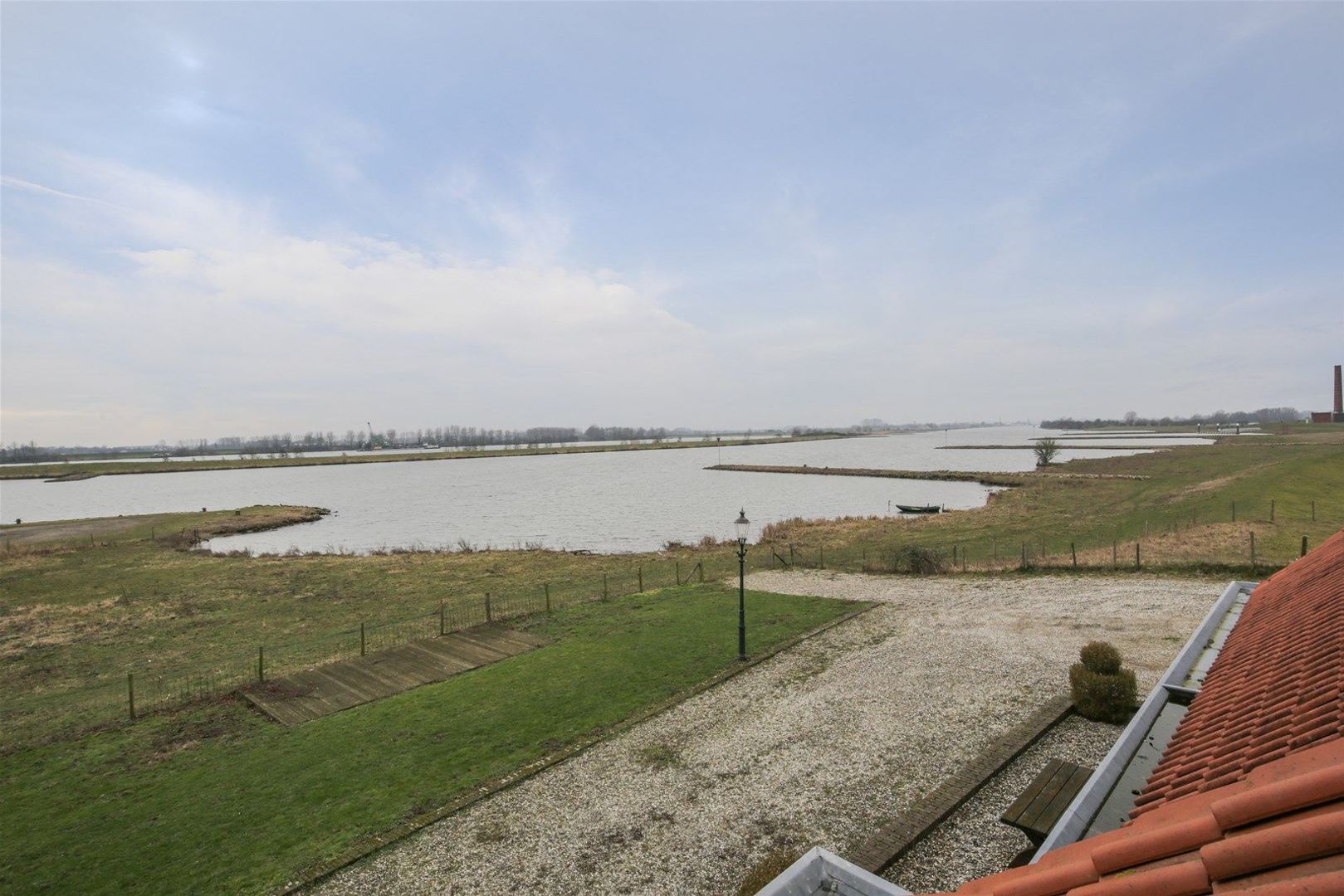 De Opslag 2 image 1