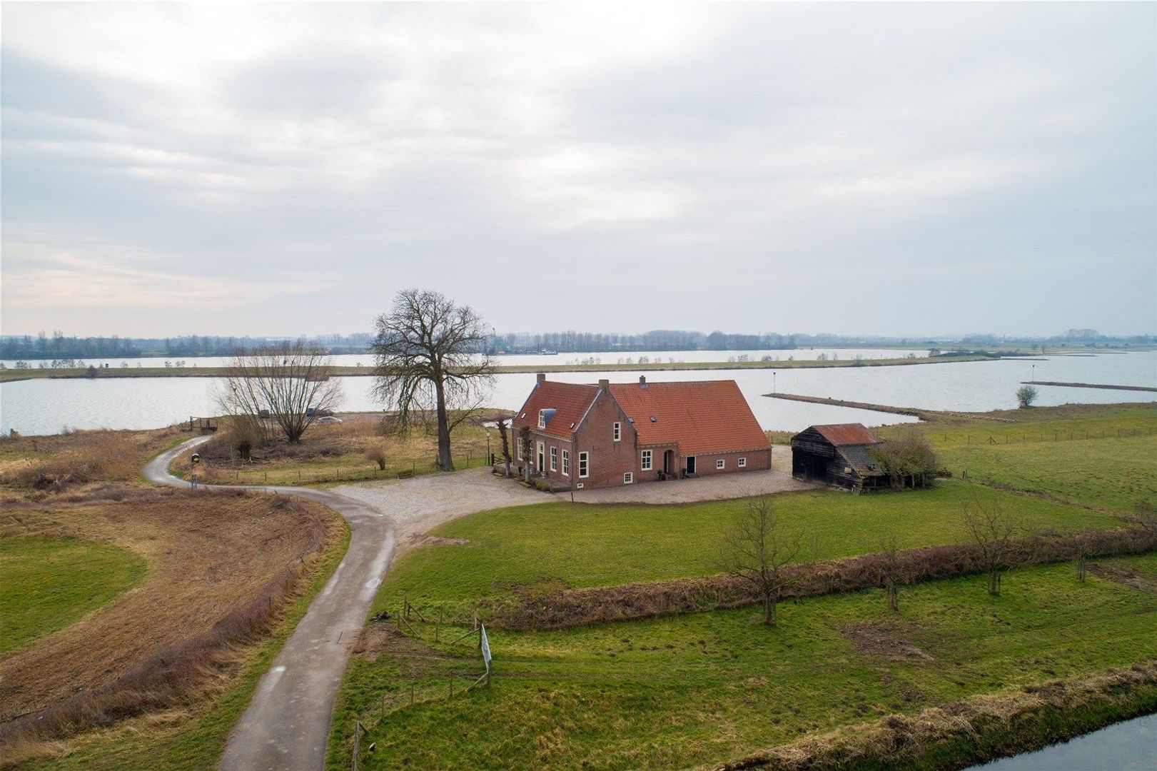 De Opslag 2 image 1