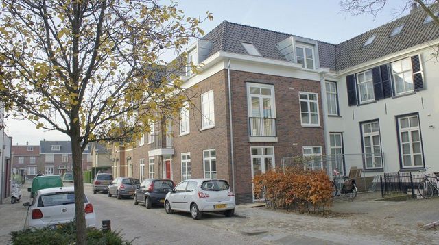 Kostschoollaan 6, Zevenaar