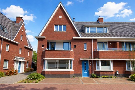 homes for rent on Peter Schathof 35