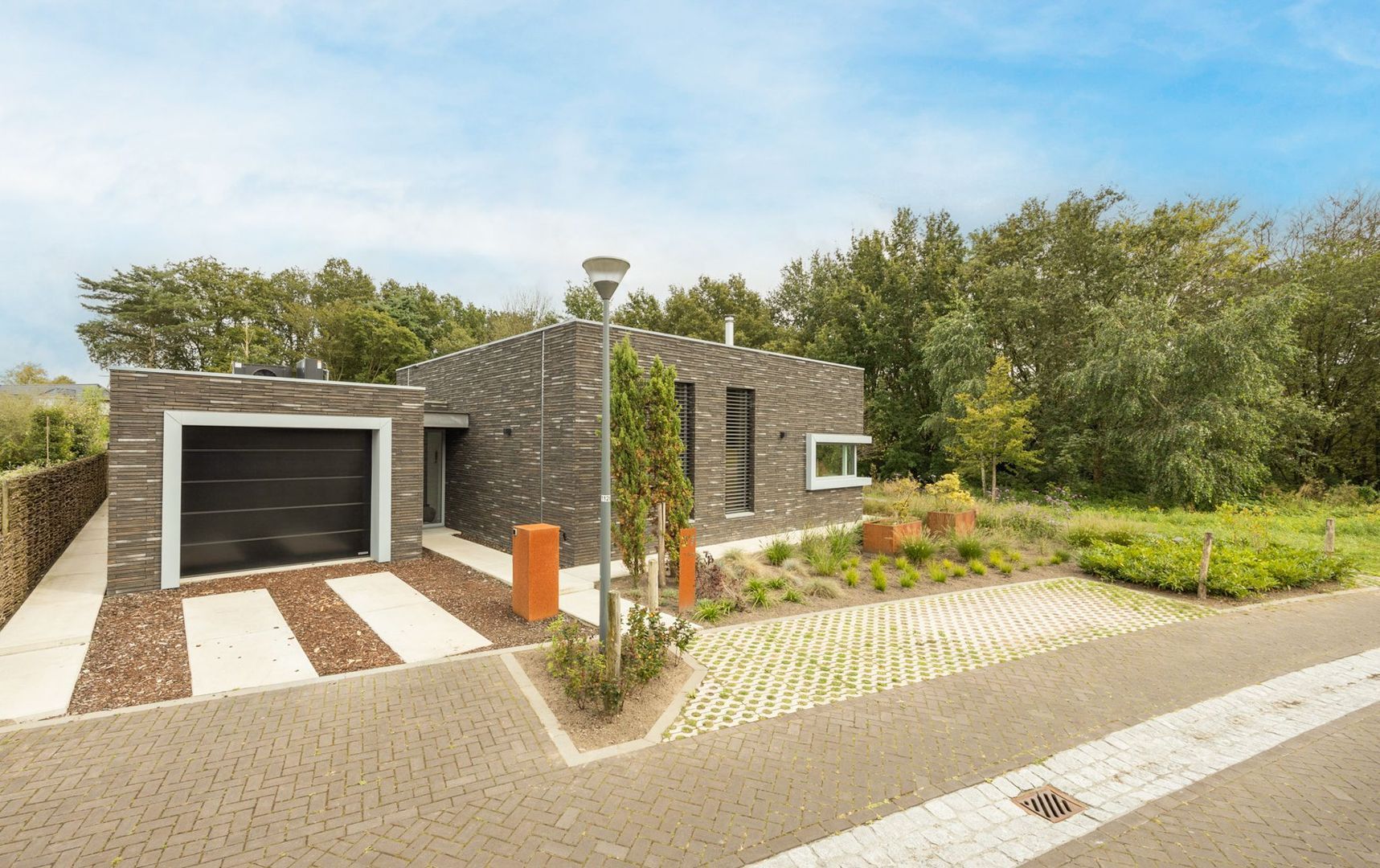 't Zand 37, Roosendaal foto-4