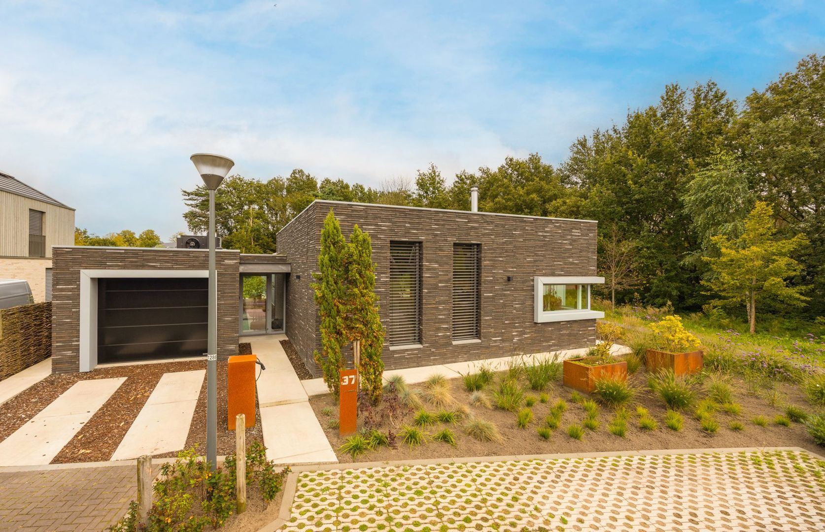 't Zand 37, Roosendaal foto-72