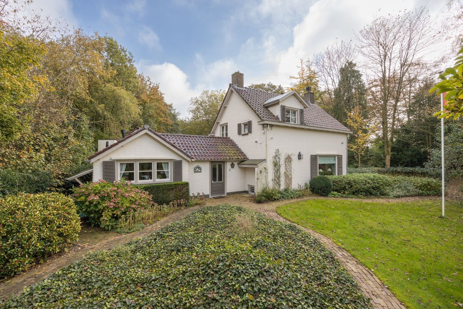 Overaseweg 25, Breda foto-0