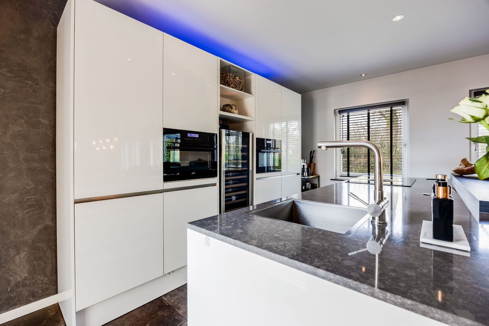 Contrabas 46, Etten-Leur foto-21