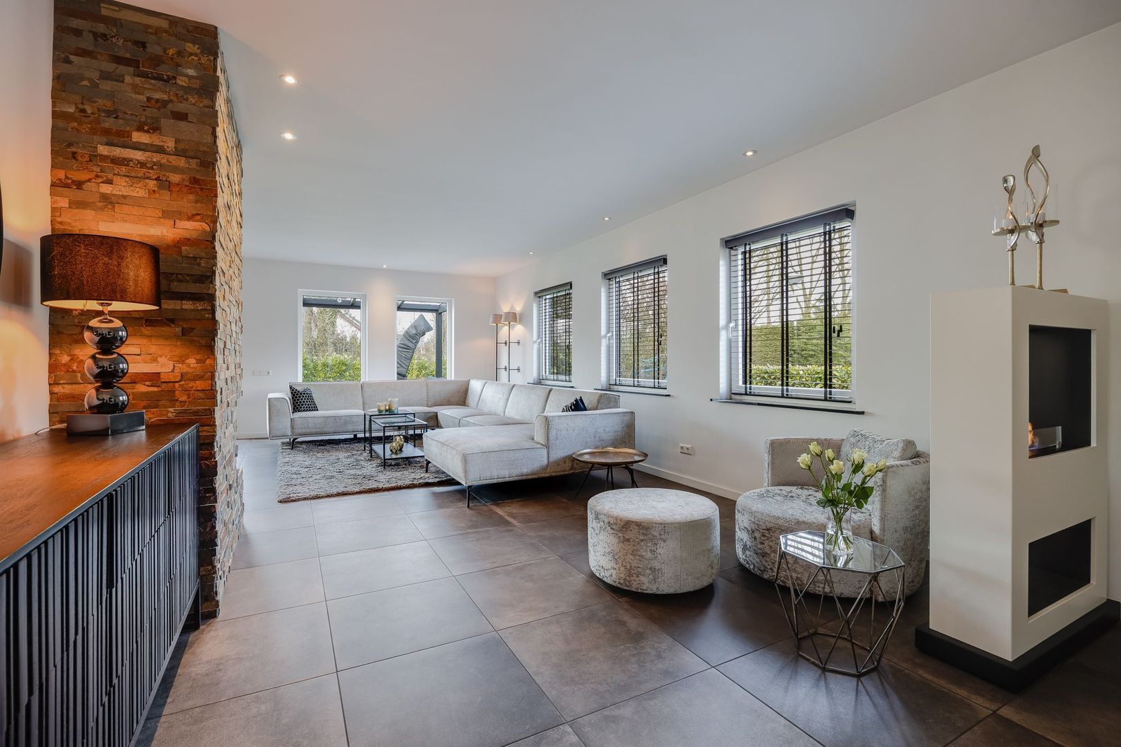 Contrabas 46, Etten-Leur foto-10