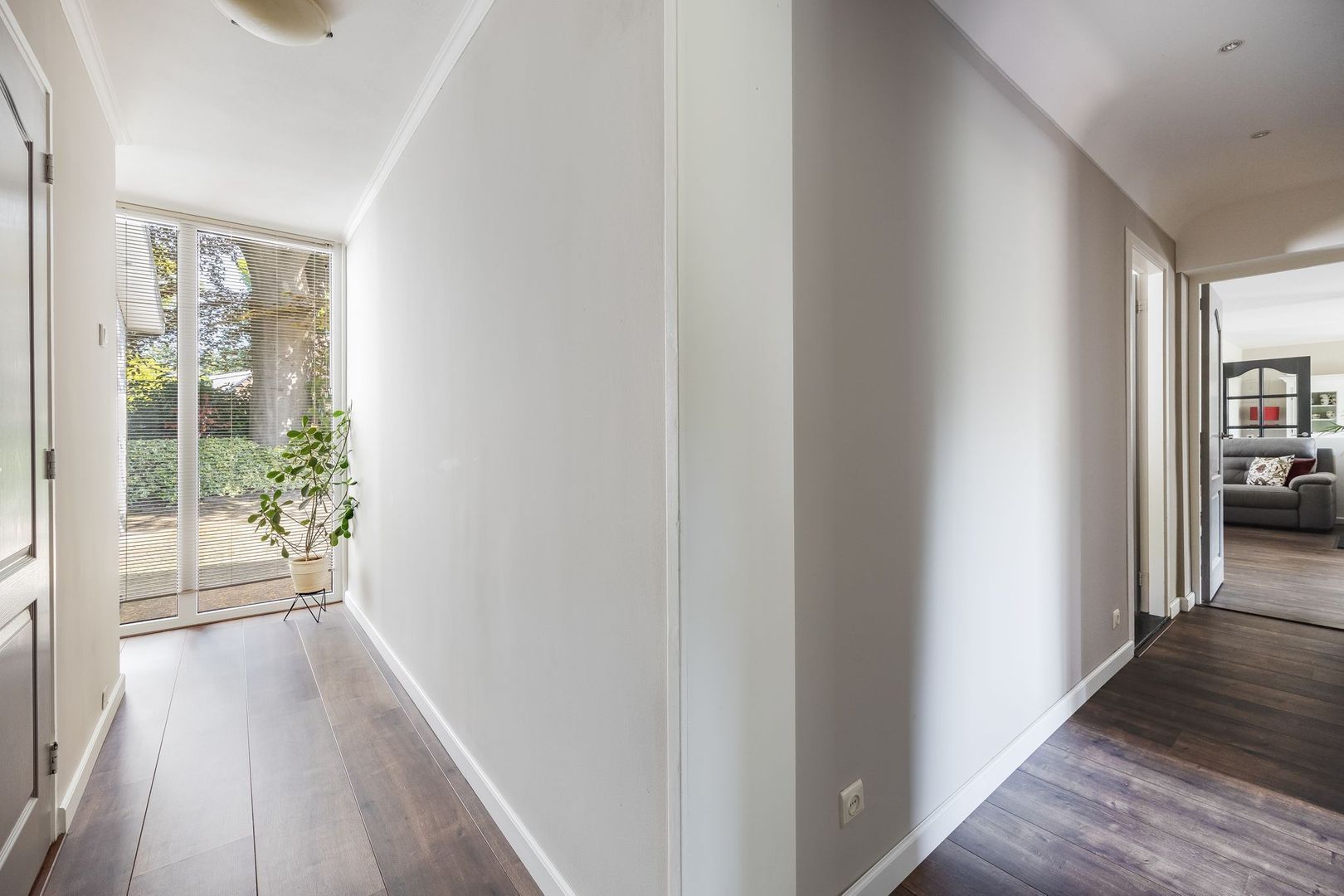 Mommersstraat 10, Hoeven foto-25