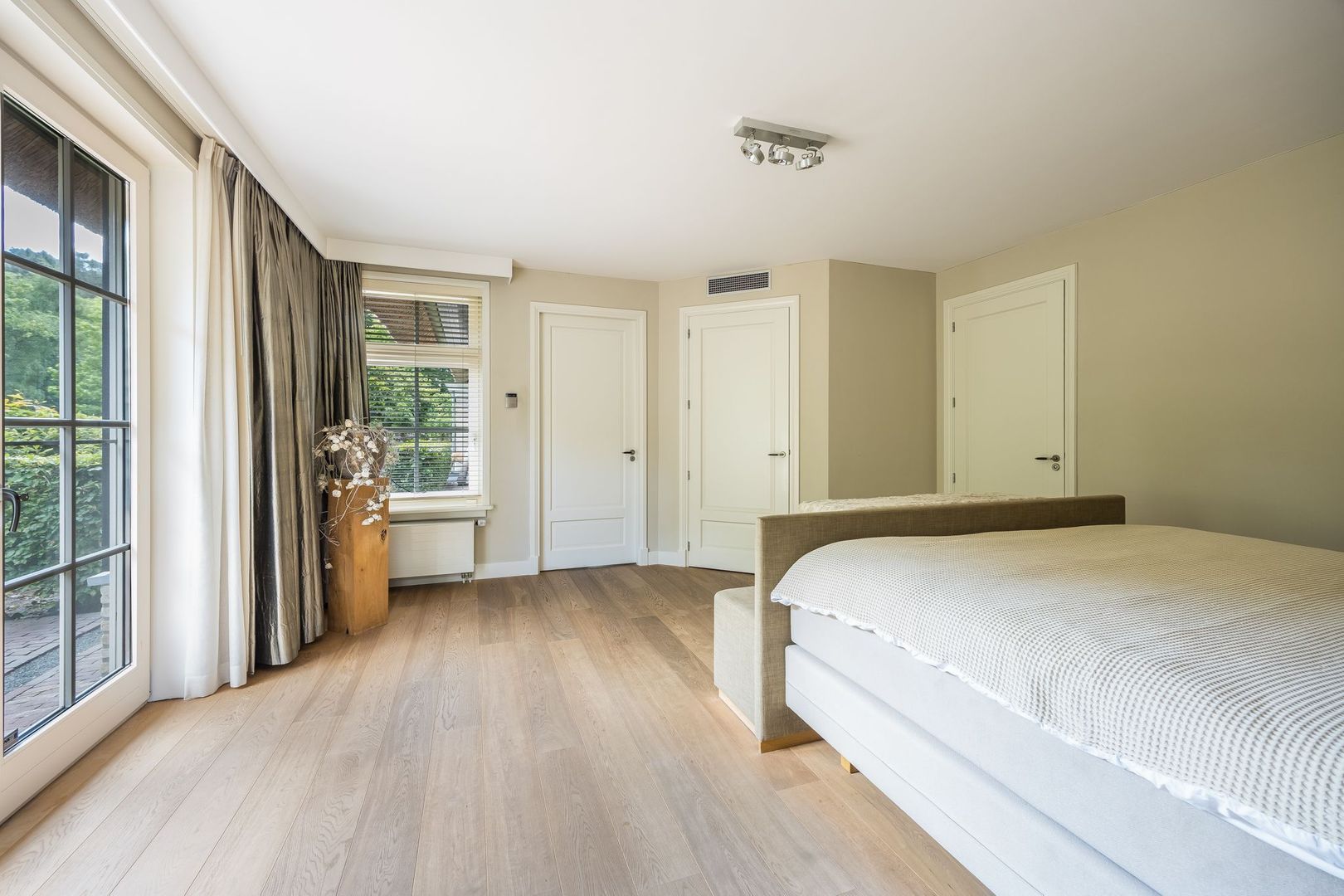 Zoeksestraat 19, Schijf foto-24