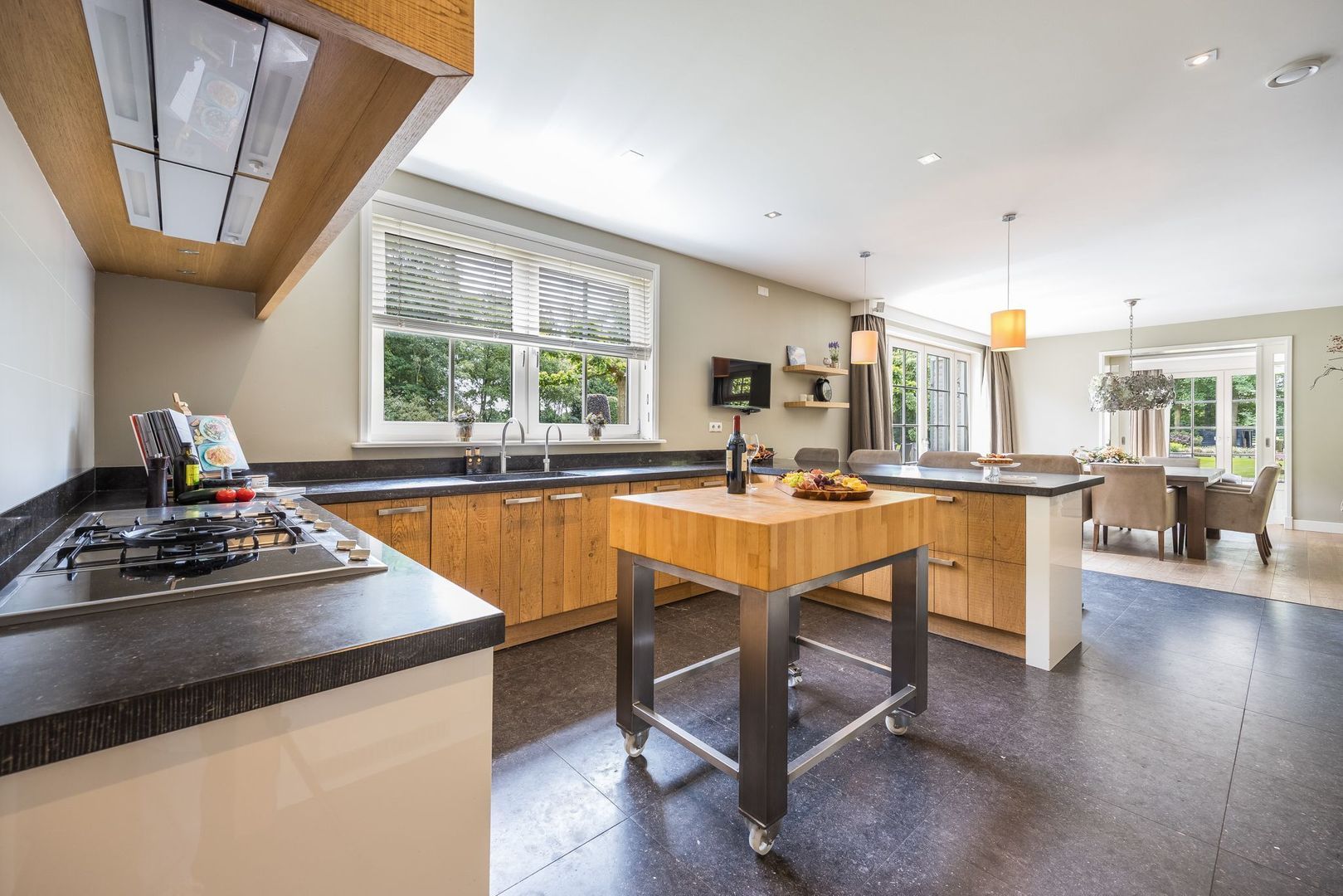 Zoeksestraat 19, Schijf foto-18