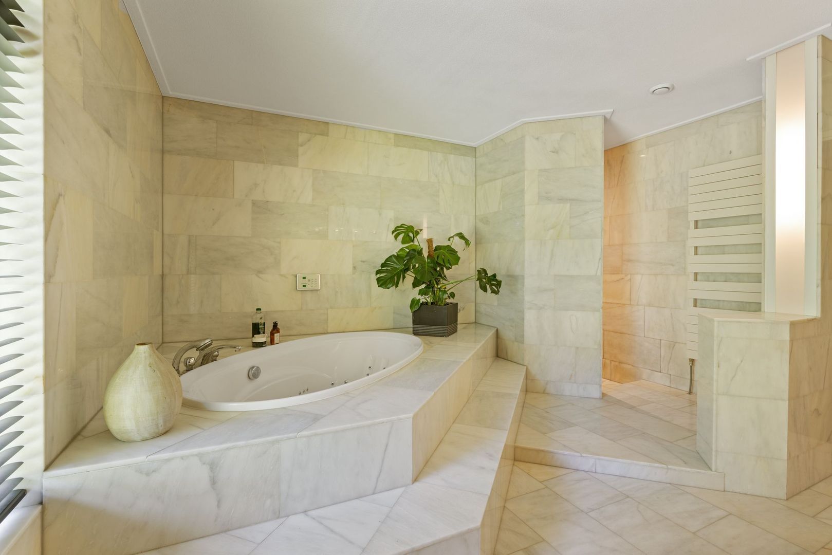 Taconietdijk 2, Roosendaal foto-44