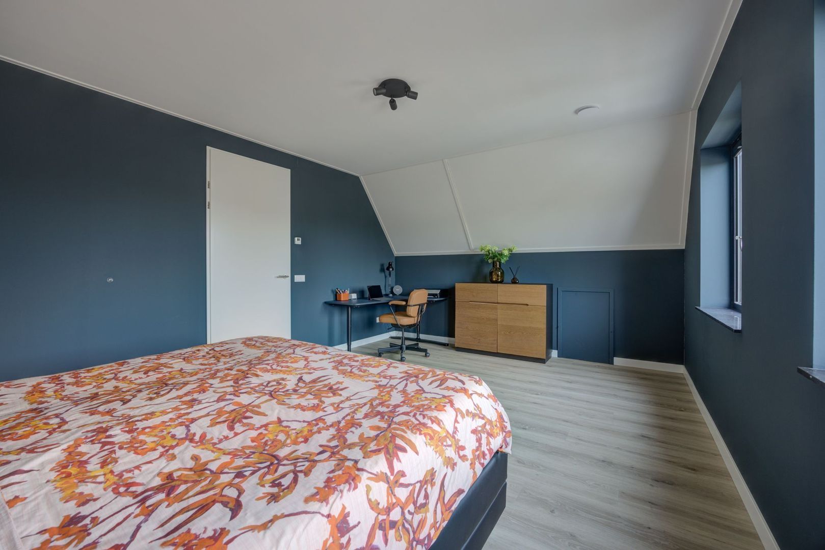 Olmentuin 48, Steenbergen foto-34