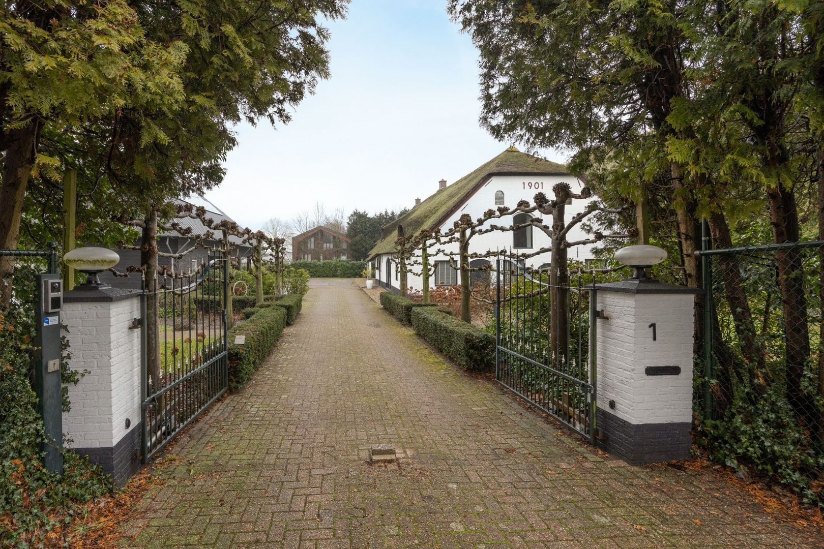 Sprangweg 1, Hoeven foto-4