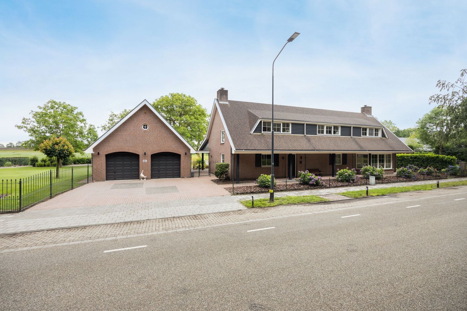 Oude Liesboslaan 261, Breda foto-0