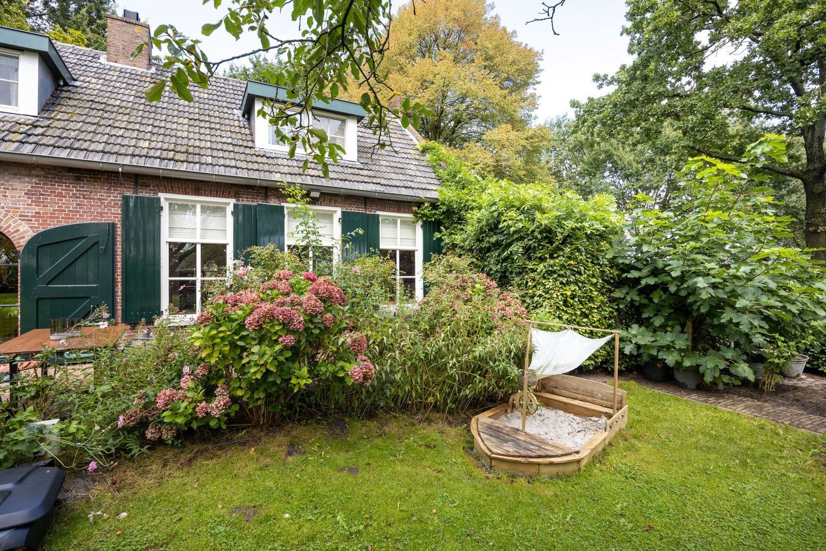 Hoge Vaartkant 18, Etten-Leur foto-63