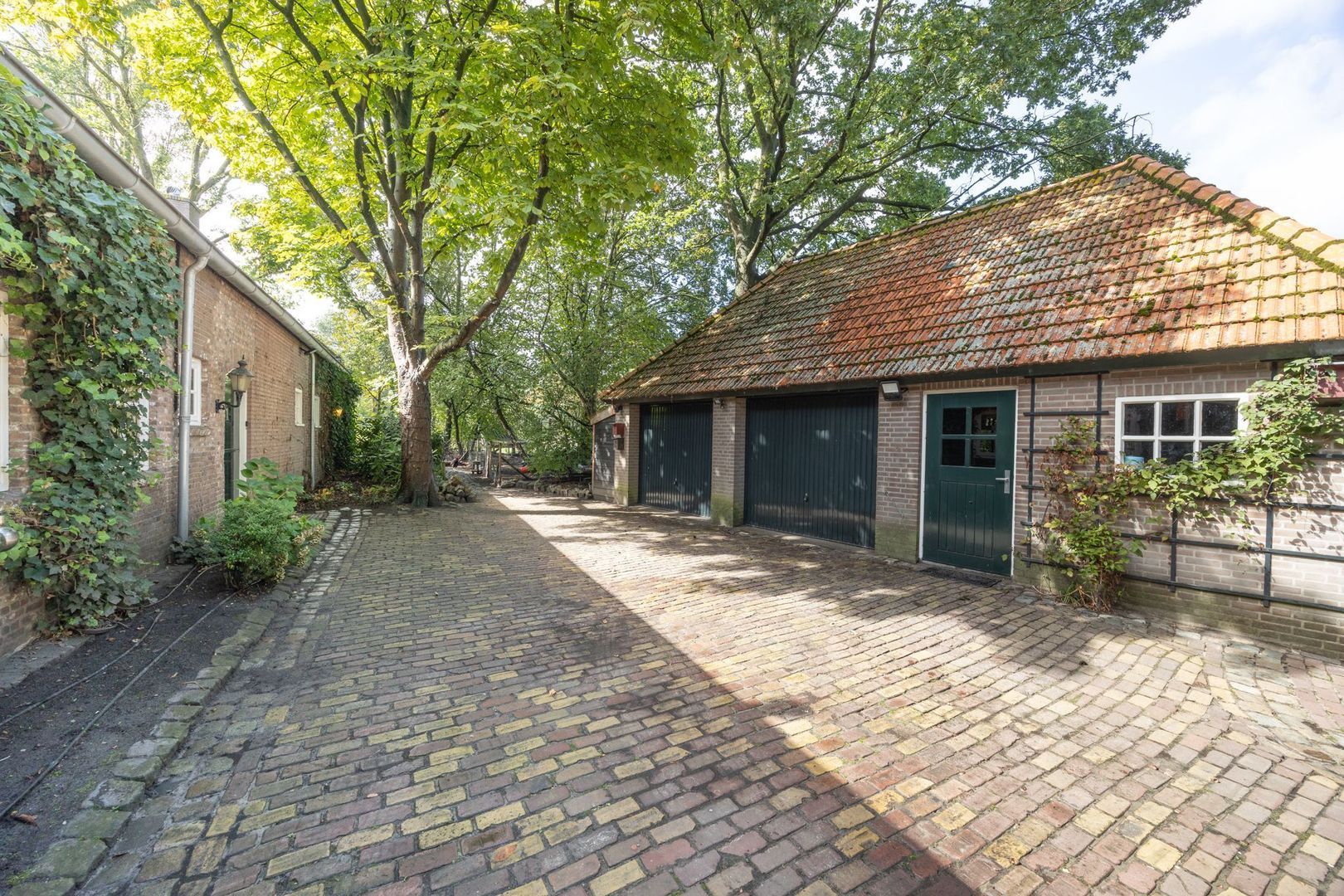 Hoge Vaartkant 18, Etten-Leur foto-84