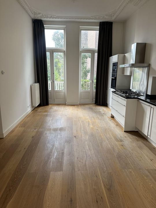 Van de Spiegelstraat 8 A