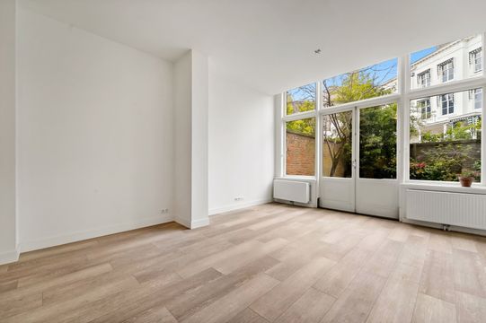 Laan van Meerdervoort 1 A1 related
