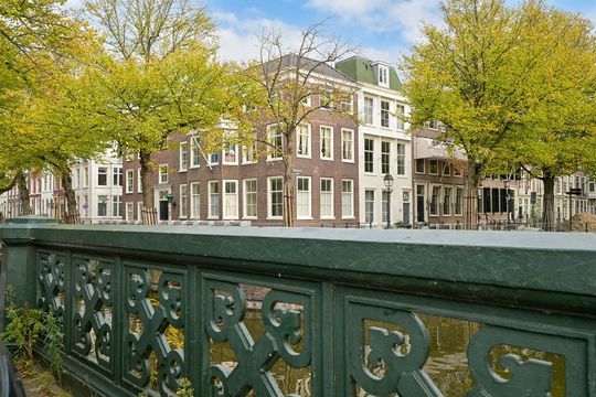 Nieuwe Uitleg 28 E