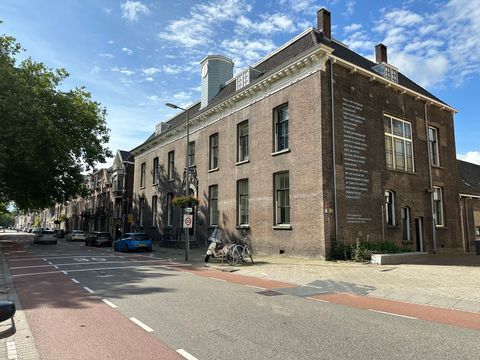 private-rentals for rent on Lange Nieuwstraat 185 F