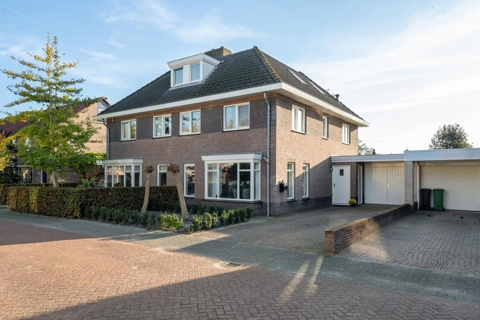 Ds. Hugenholtzstraat 14, Nijkerkerveen foto-0