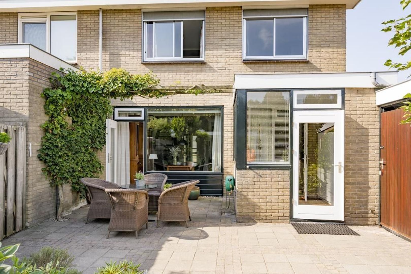 Van Oldenbarneveltstraat 27, Nijkerk foto-34