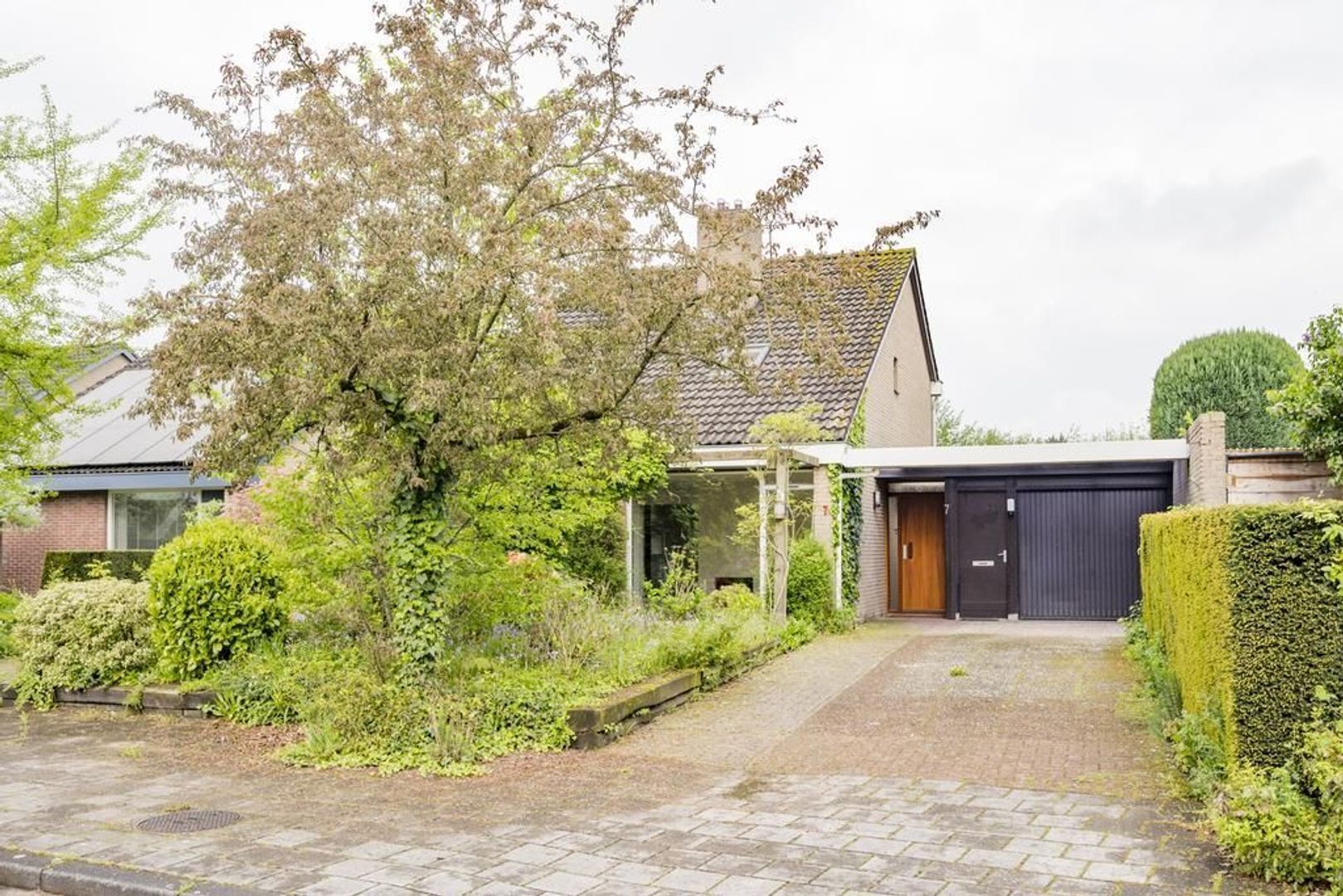 Van Furstenburchstraat 7, Nijkerk foto-0