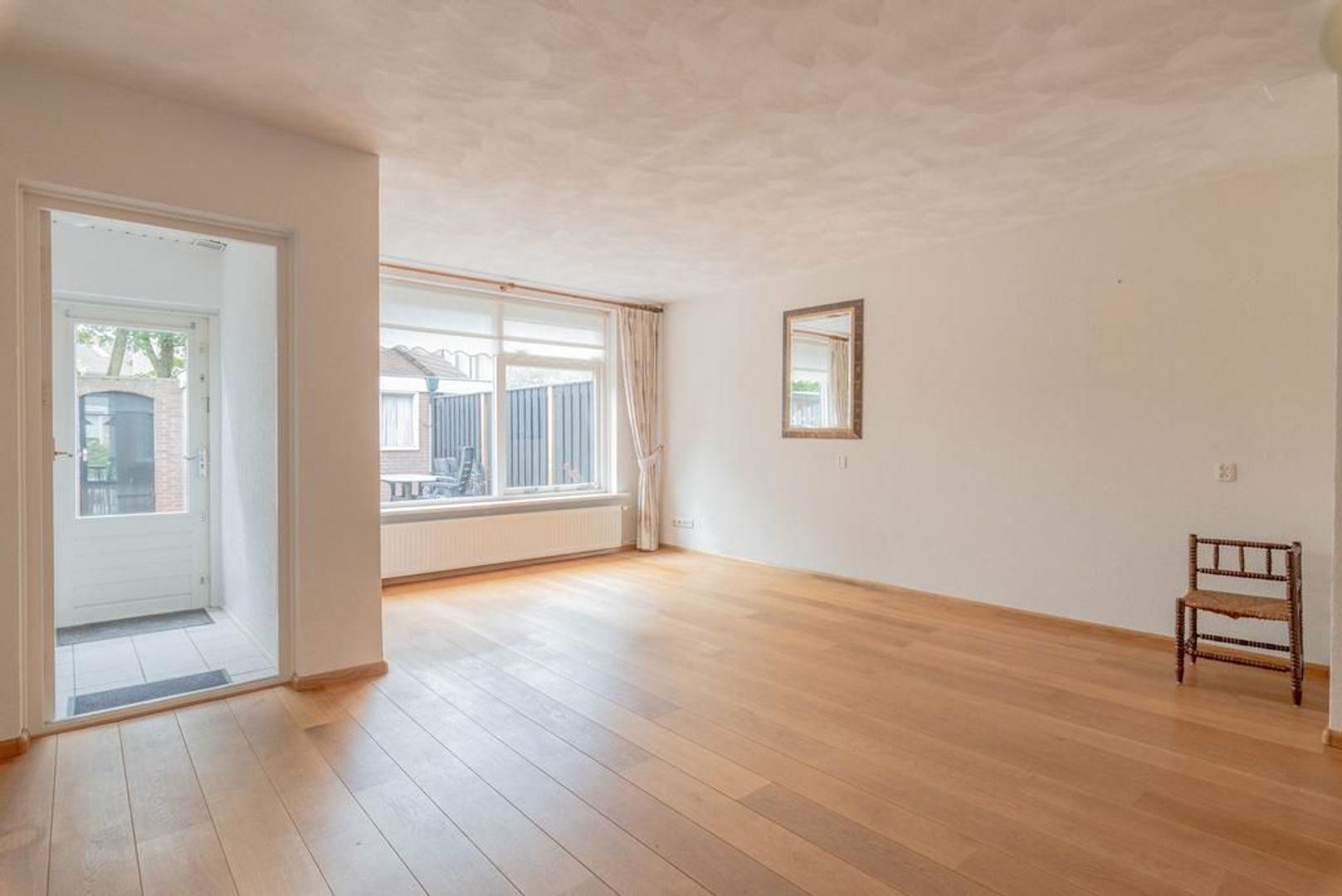 Kardinaal Alfrinklaan 46, Nijkerk foto-2