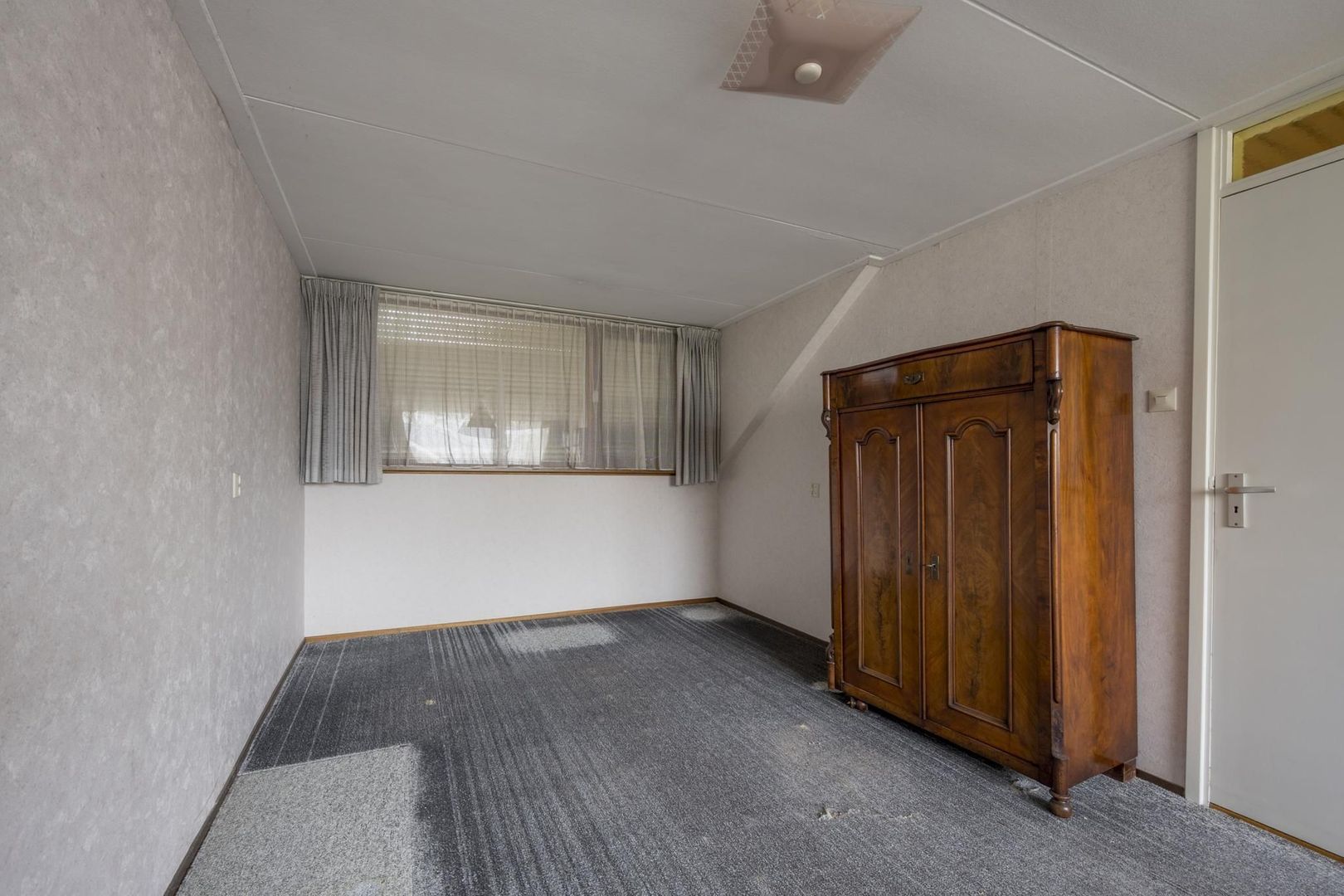 Ulst 60, Nijkerk foto-19