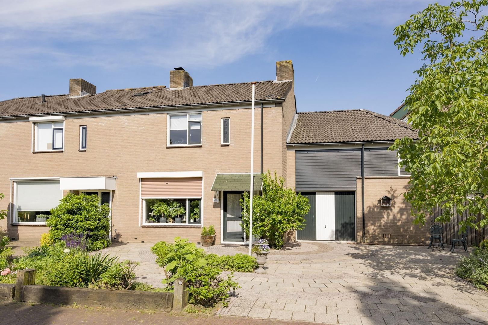 Valkenhof 60, Nijkerk foto-0