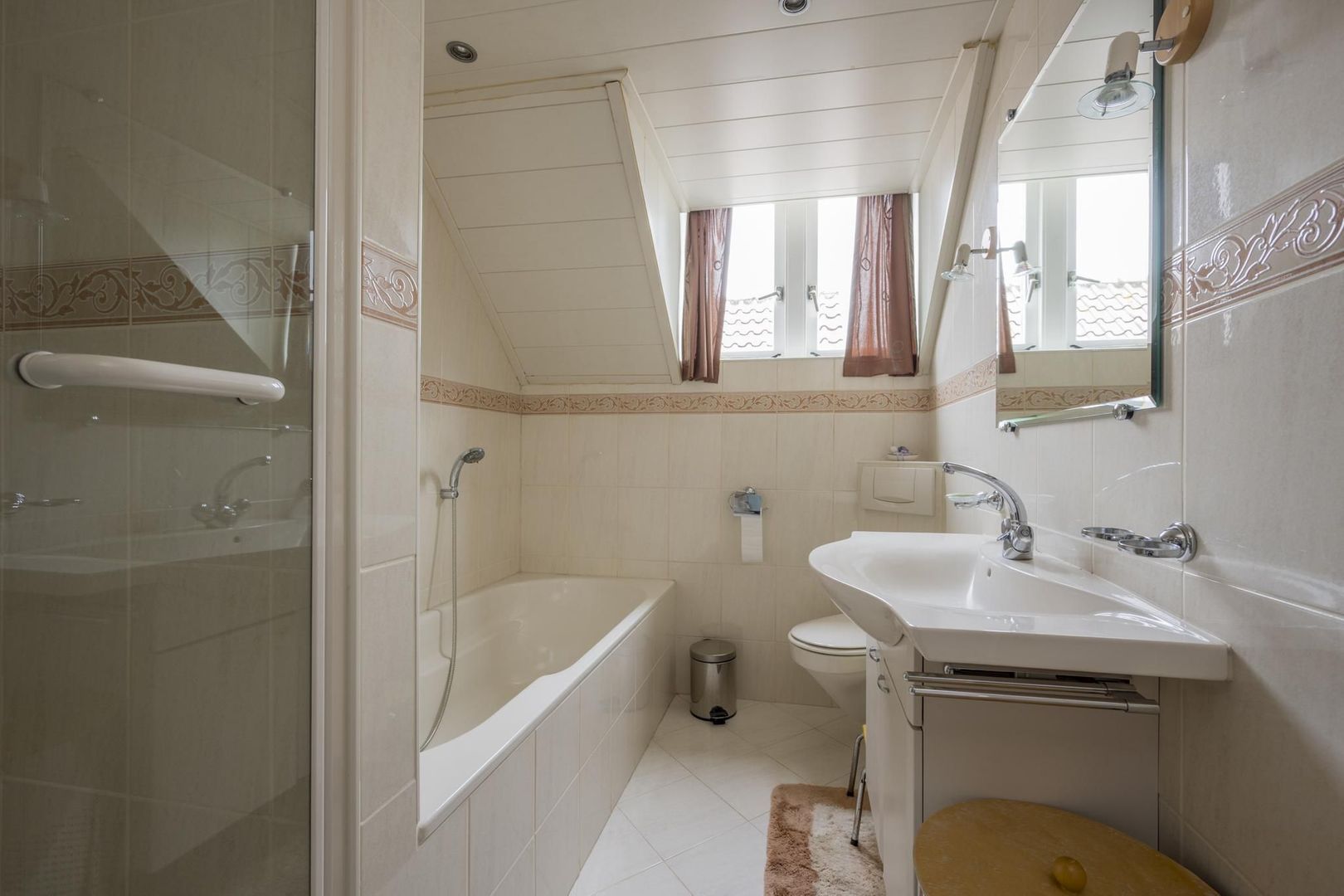 Beatrixstraat 22, Nijkerk foto-15