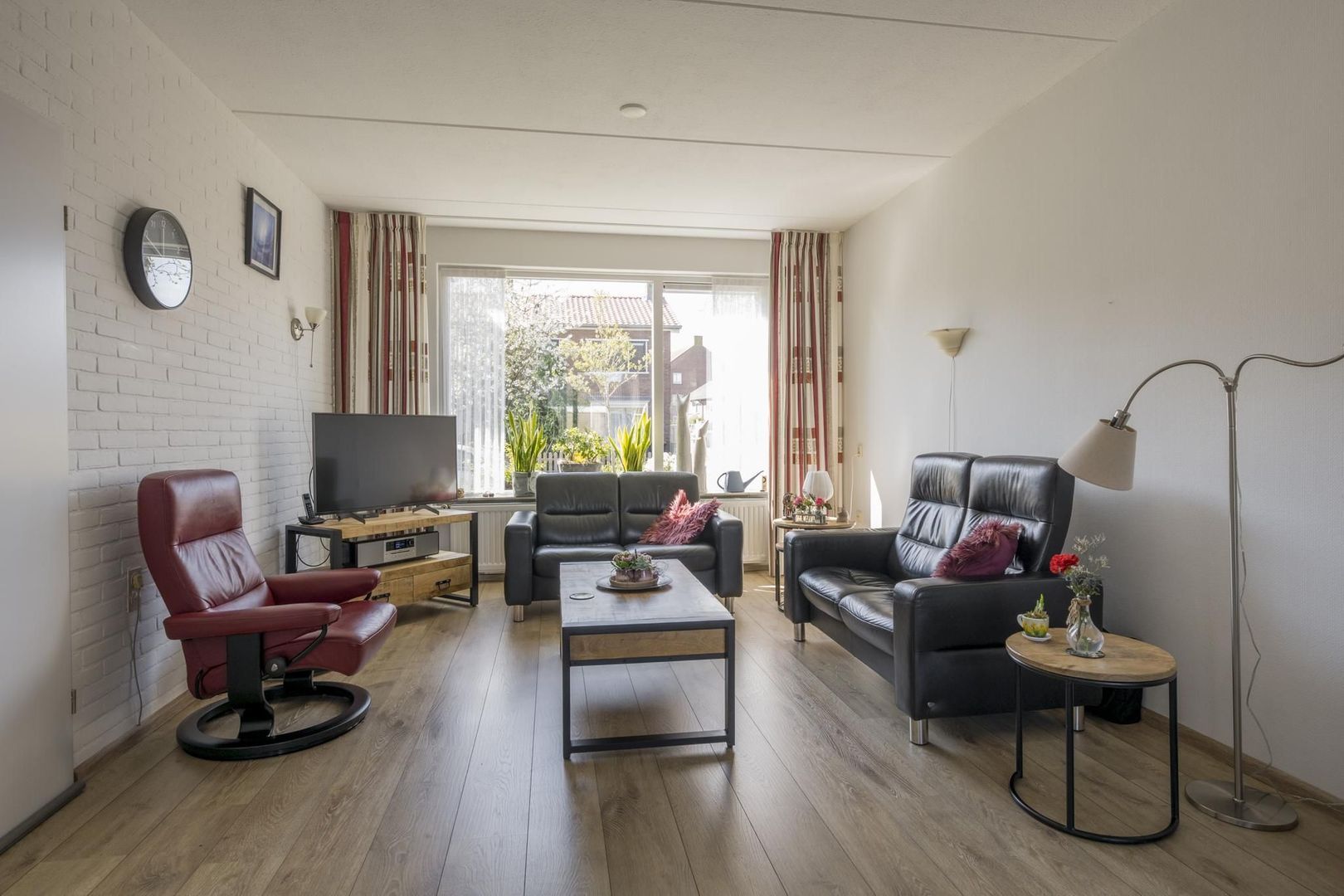 Isaac Sweersstraat 25, Nijkerk foto-1