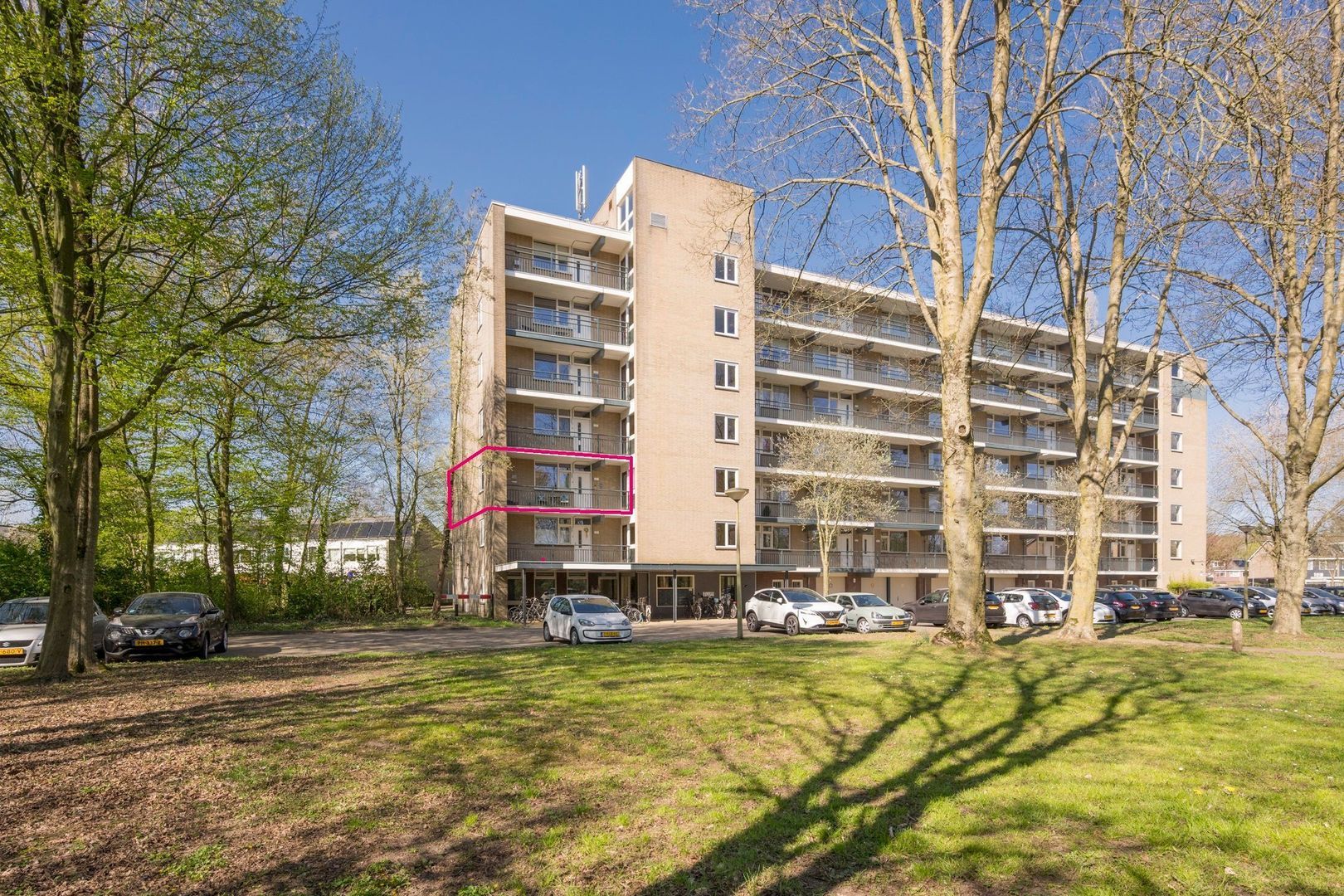 Van Oldenbarneveltstraat 511, Nijkerk foto-0