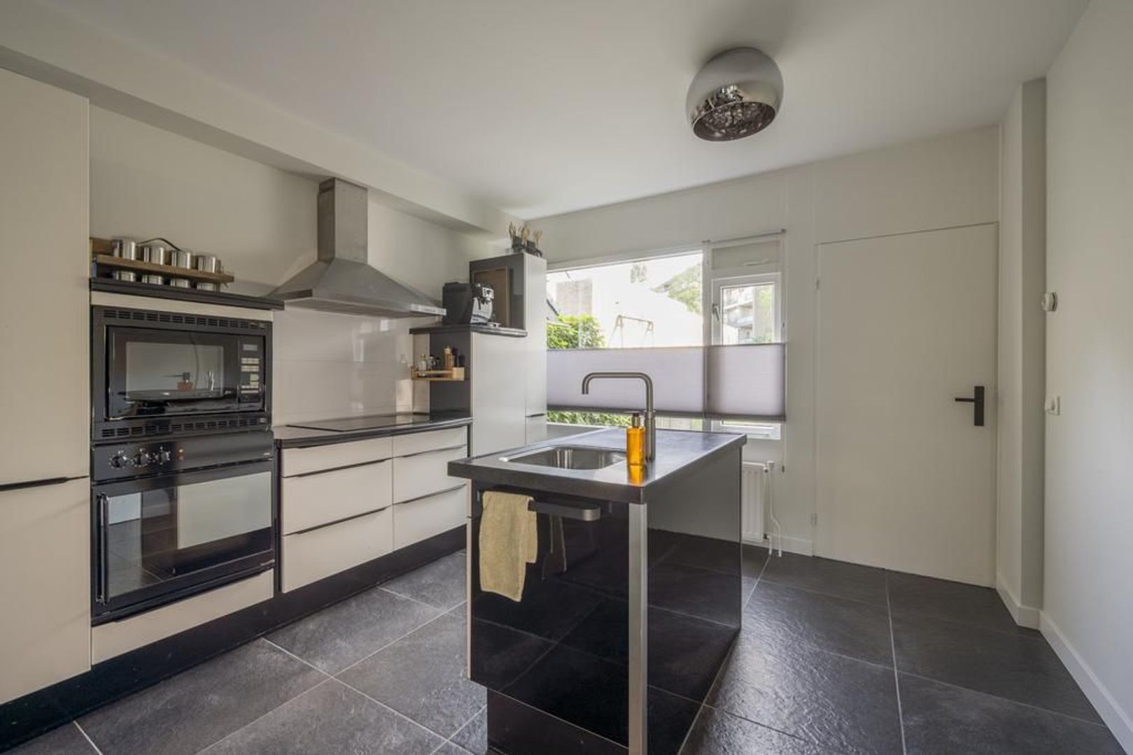 Van Zuijlenstraat 77, Nijkerk foto-5