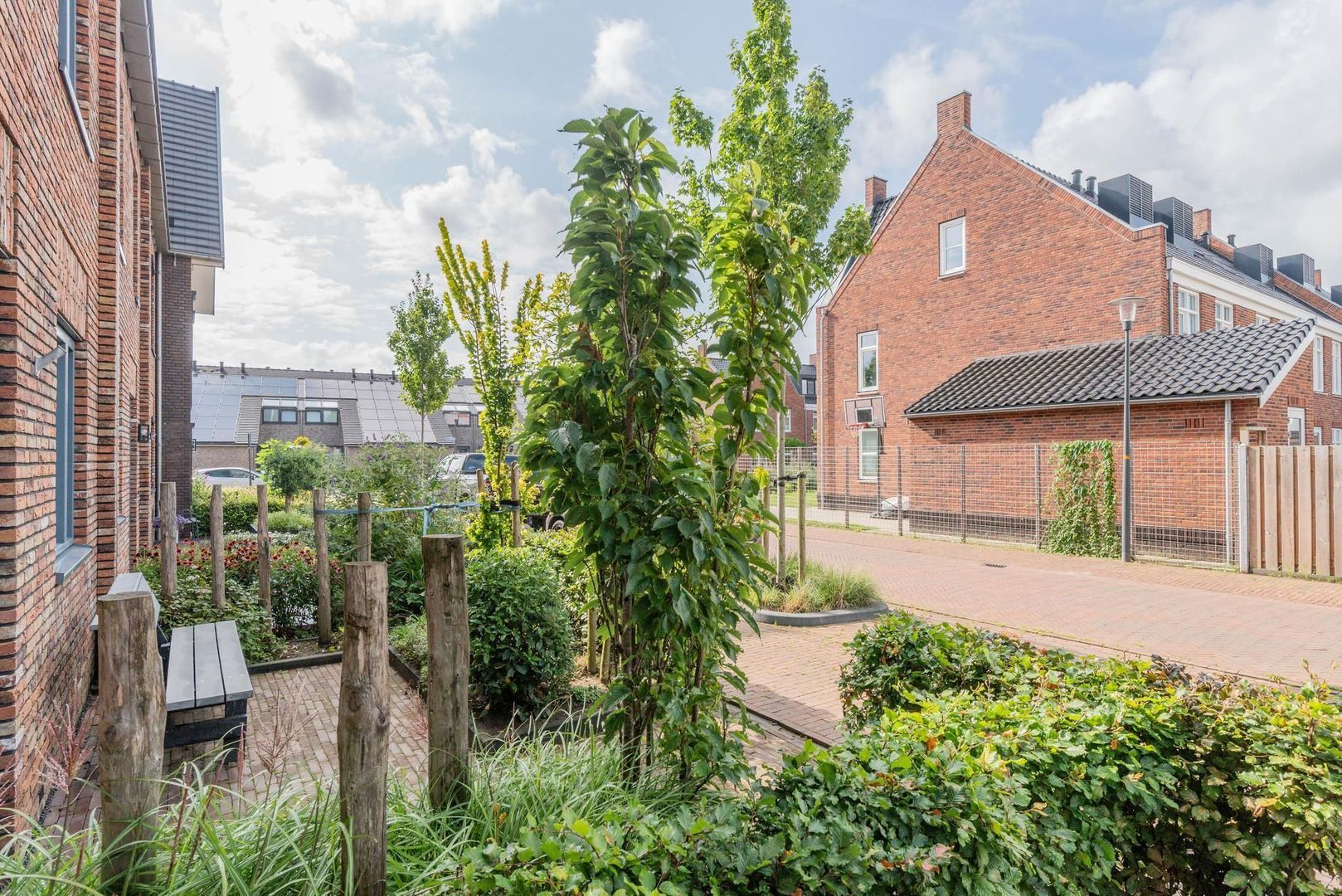 Dijk 9, Nijkerk foto-24