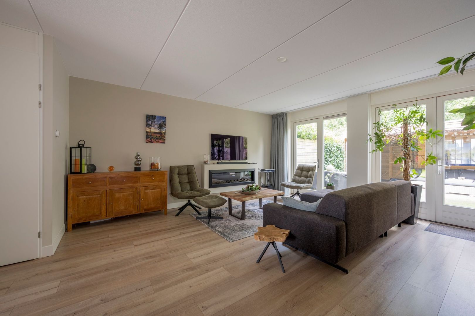 Dokter van de Kolkstraat 64, Nijkerkerveen foto-1