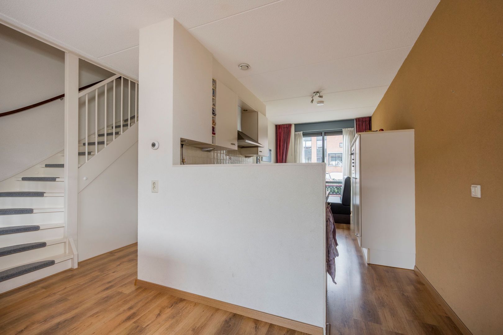 Reling 92, Nijkerk foto-4