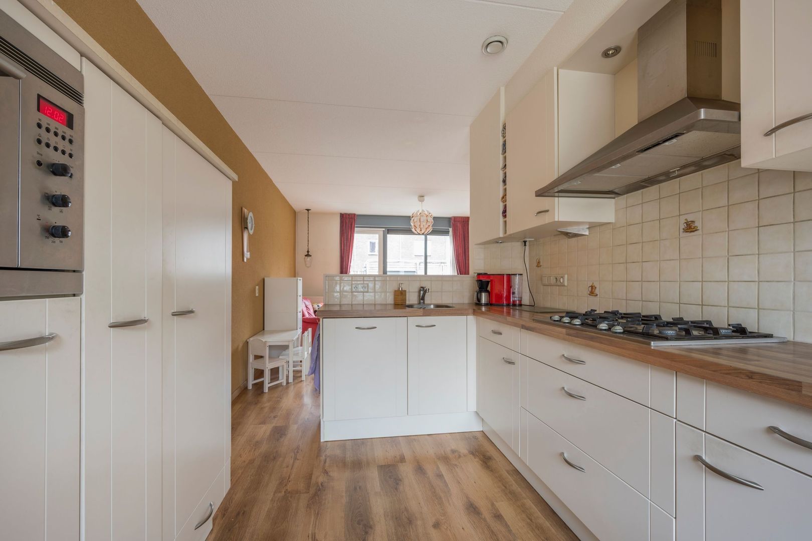 Reling 92, Nijkerk foto-6