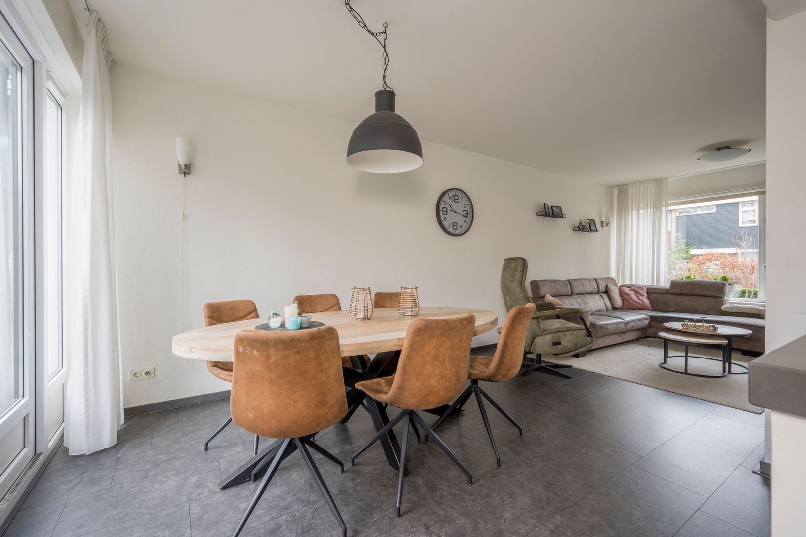 Van Oldenbarneveltstraat 52, Nijkerk foto-11