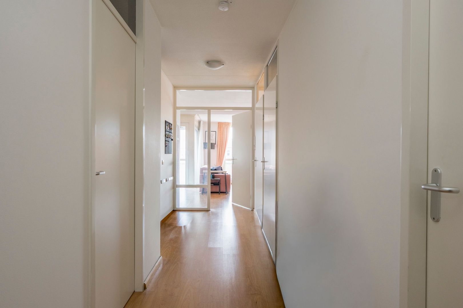 Wheemplein 9, Nijkerk foto-3