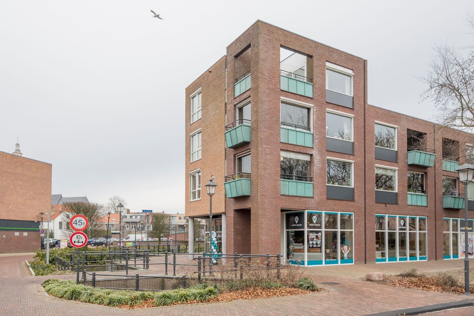 Brede Beek 56, Nijkerk foto-0