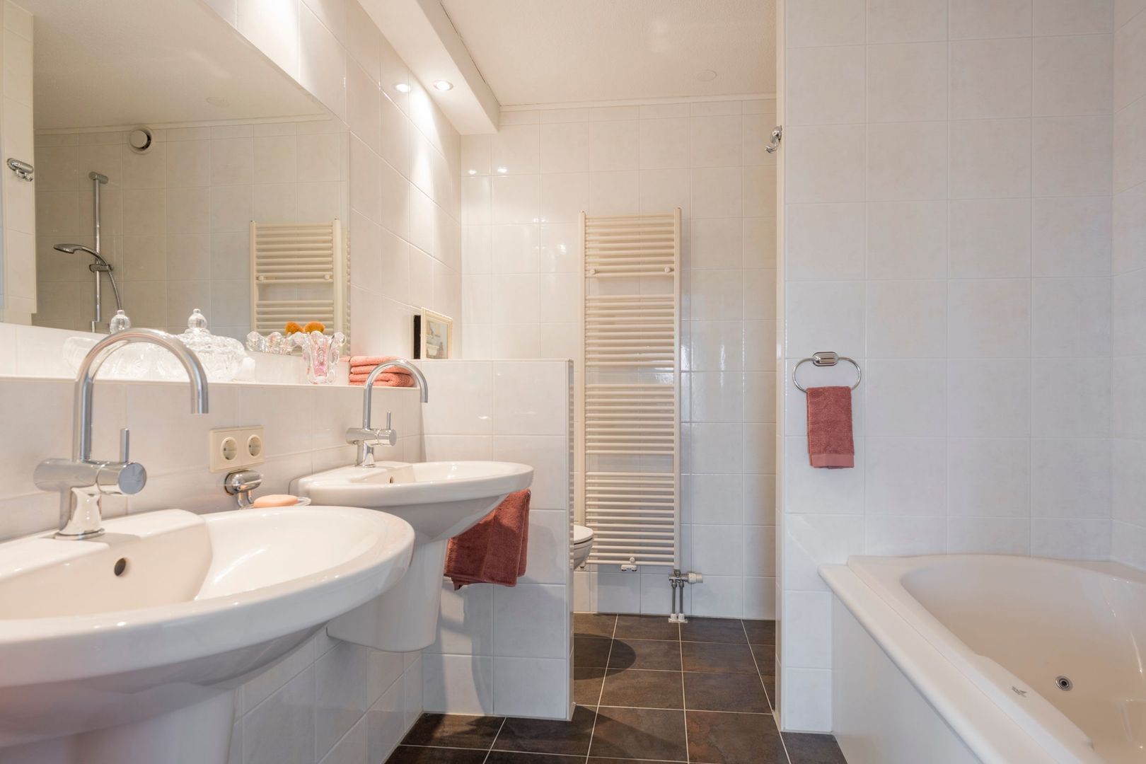 Brede Beek 56, Nijkerk foto-17