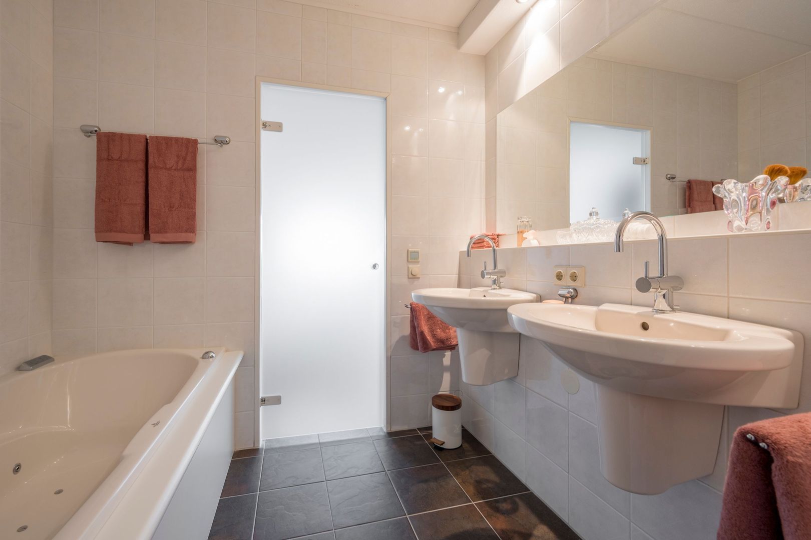 Brede Beek 56, Nijkerk foto-18