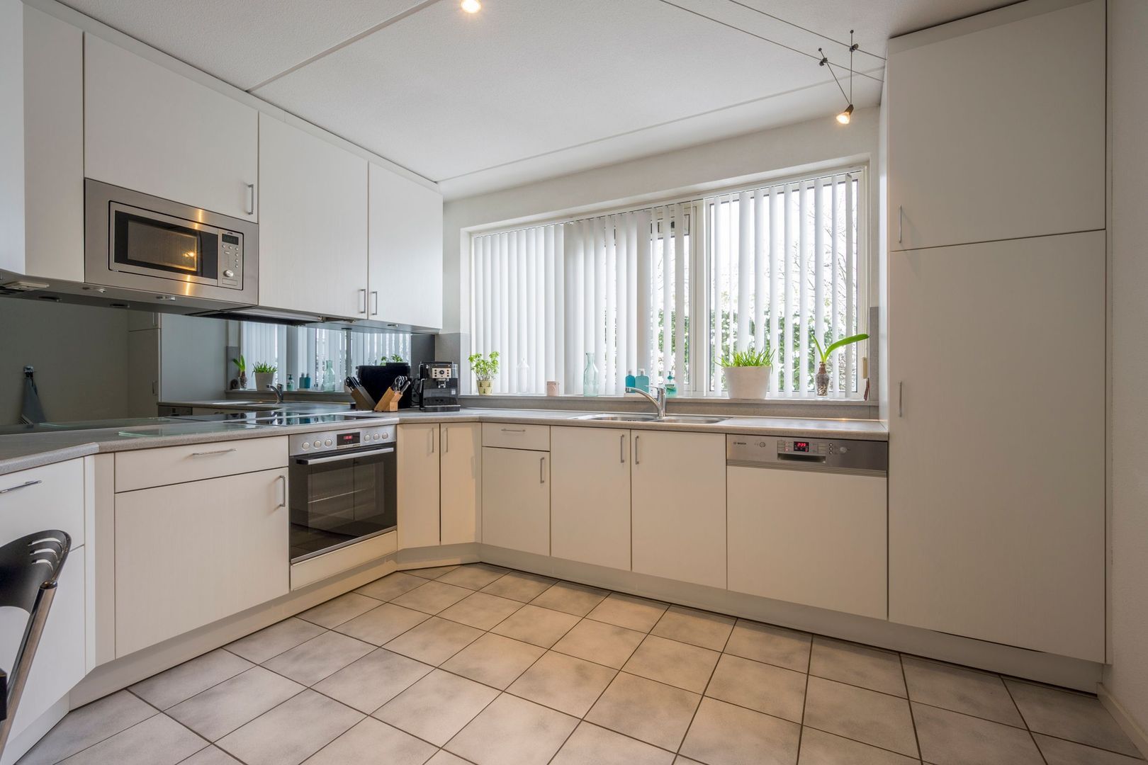 Kamerlingh Onneshof 5, Nijkerk foto-7