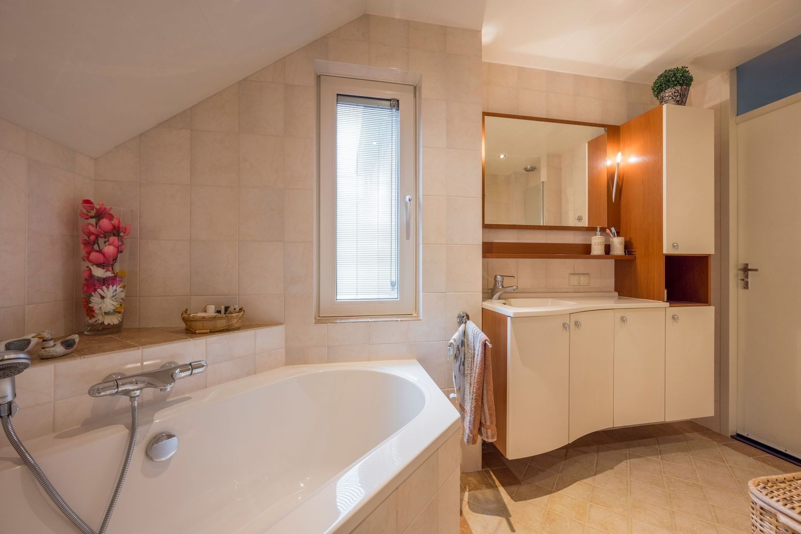 Rubenslaan 7, Nijkerk foto-16