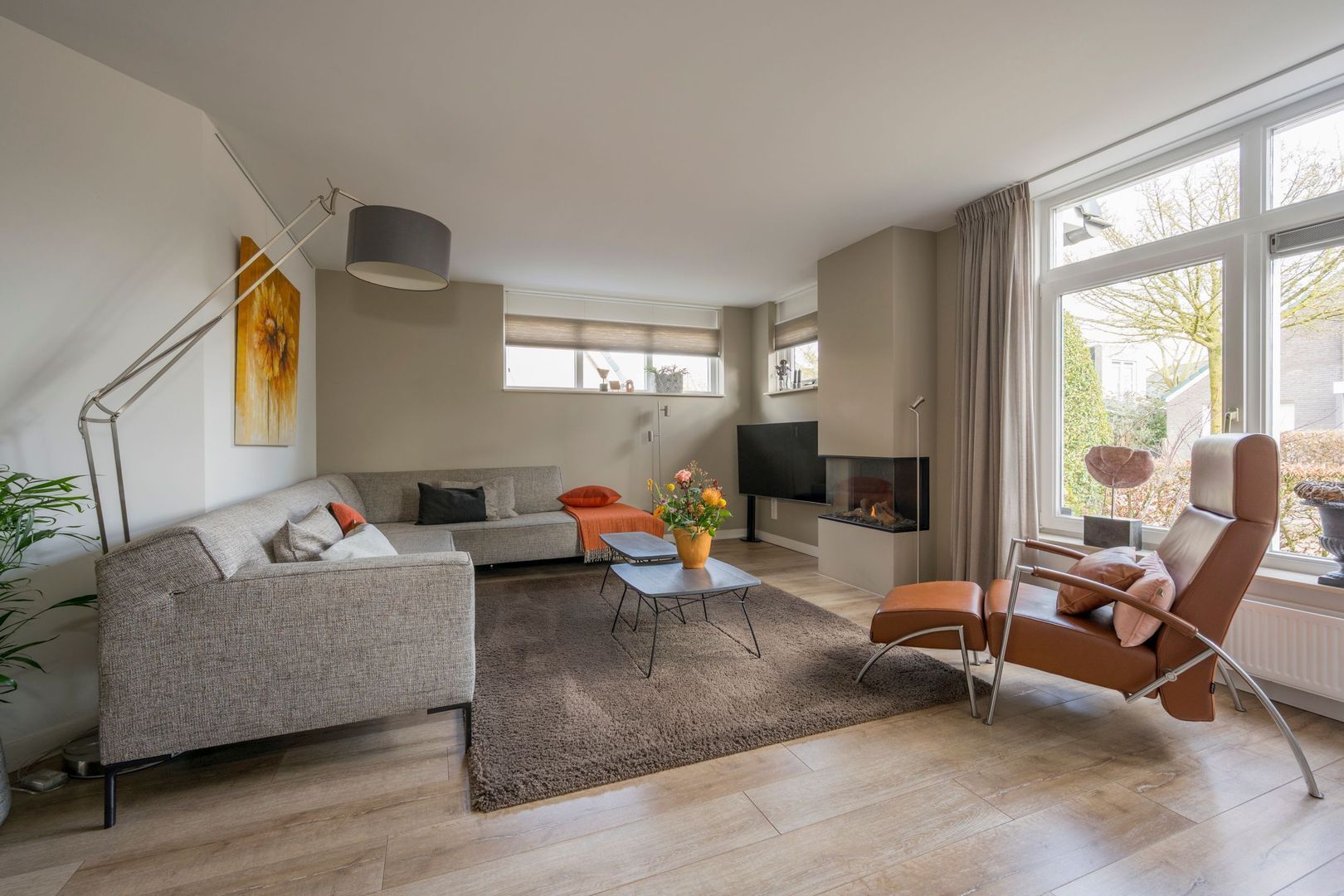 Boterbloem 8, Nijkerk foto-1