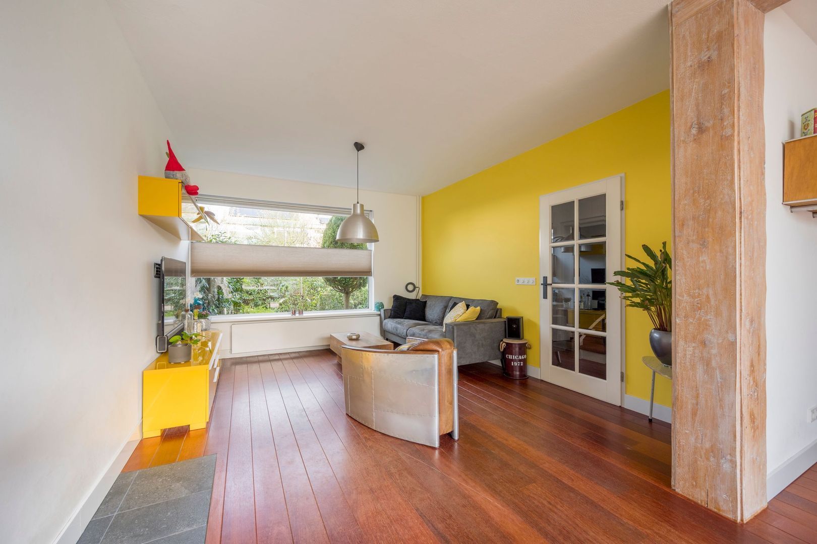 Van Oldenbarneveltstraat 18, Nijkerk foto-1