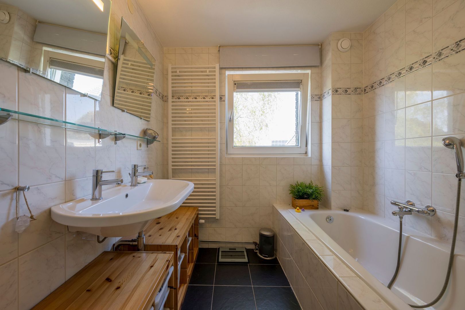 Boterbloem 25, Nijkerk foto-27