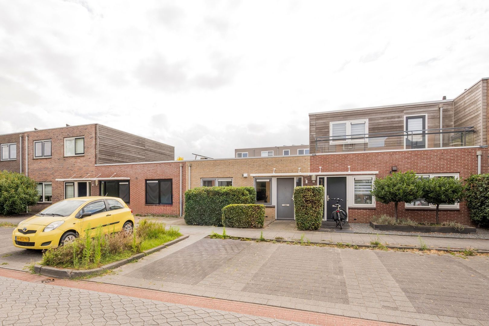 Reling 8, Nijkerk foto-24