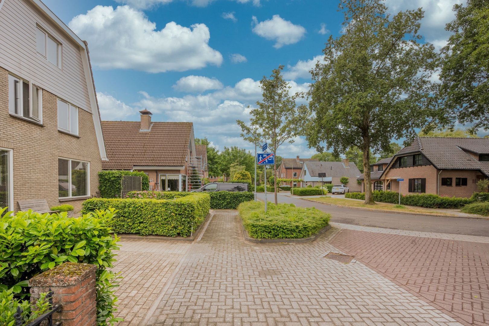 Van Goghlaan 1, Nijkerk foto-44